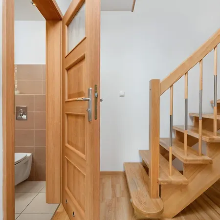 Dwupoziomowy Apartament Z Klimatyzacja We Wroclawiu By Renters Διαμέρισμα