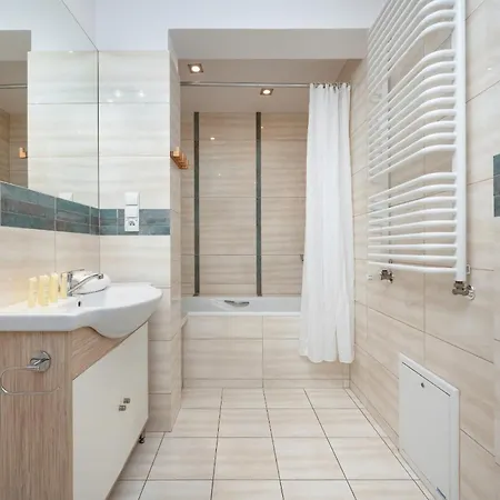 아파트 Dwupoziomowy Apartament Z Klimatyzacja We Wroclawiu By Renters